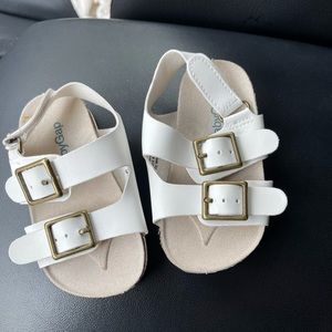 Baby gap sandals 12-18 month size